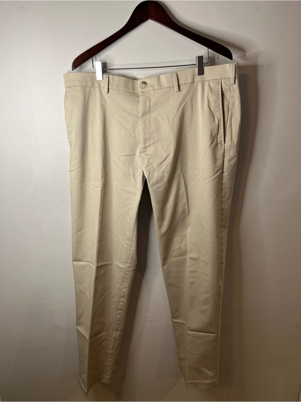 Haggar Light Beige Iron Free Premiun Khaki Pants